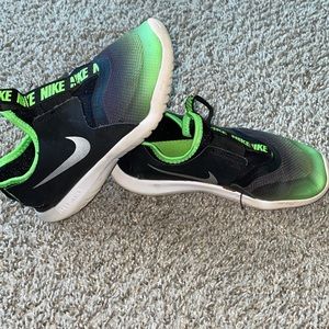 Kids' Flex Runner Sneaker - Size 13